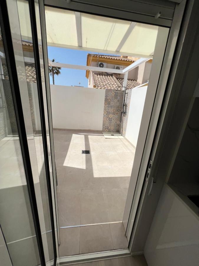 Bonito Adosado Con Piscina A 200 M De La Playa *