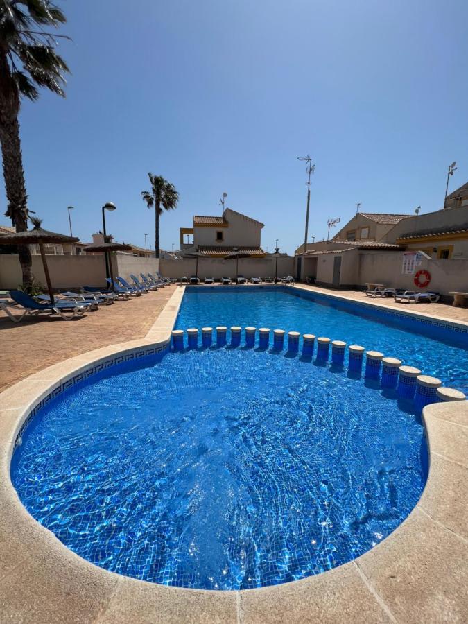 Apartment Bonito Adosado Con Piscina A 200 M De La Playa El Mojon (Alicante)